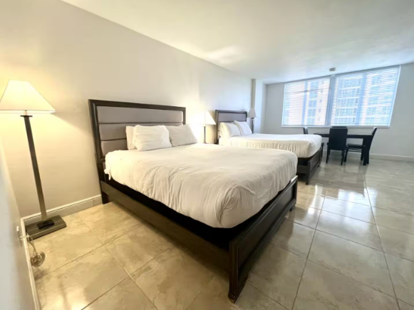Affordable Oceanfront Studio in Sunny Isles Marco Polo 423