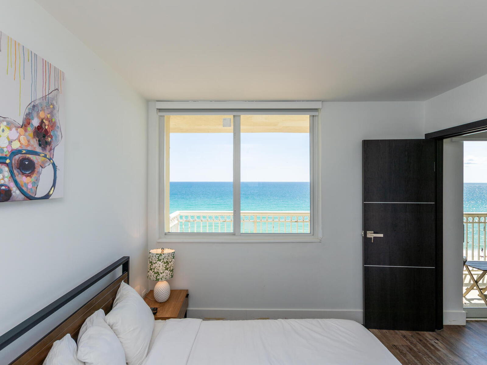 Modern Beach Villa -716