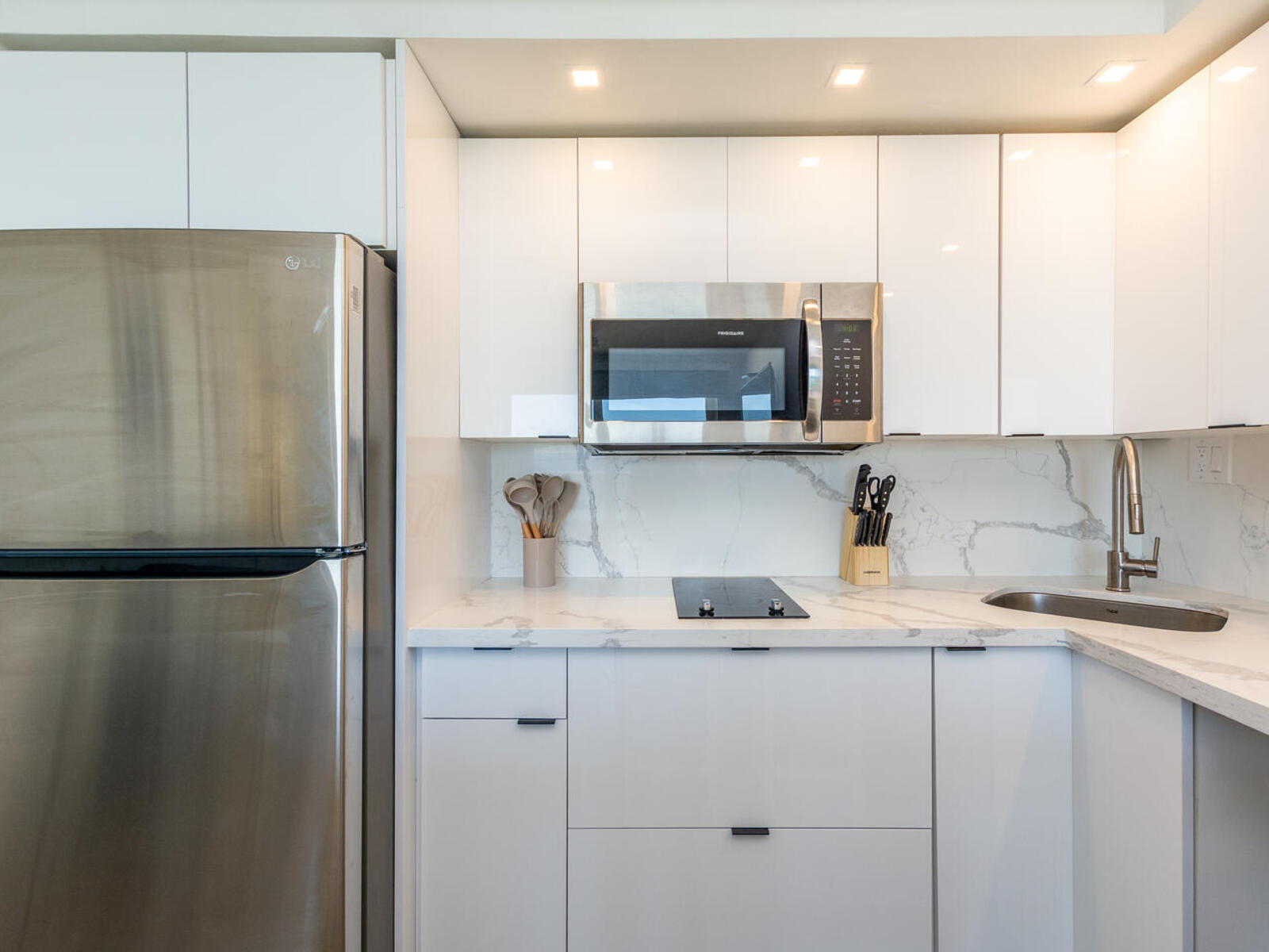 Modern Beach Villa -716