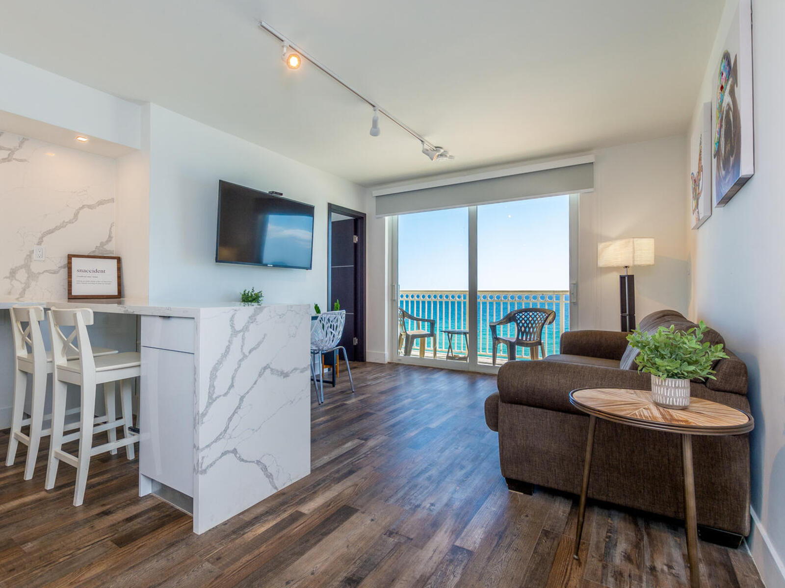 Modern Beach Villa -716