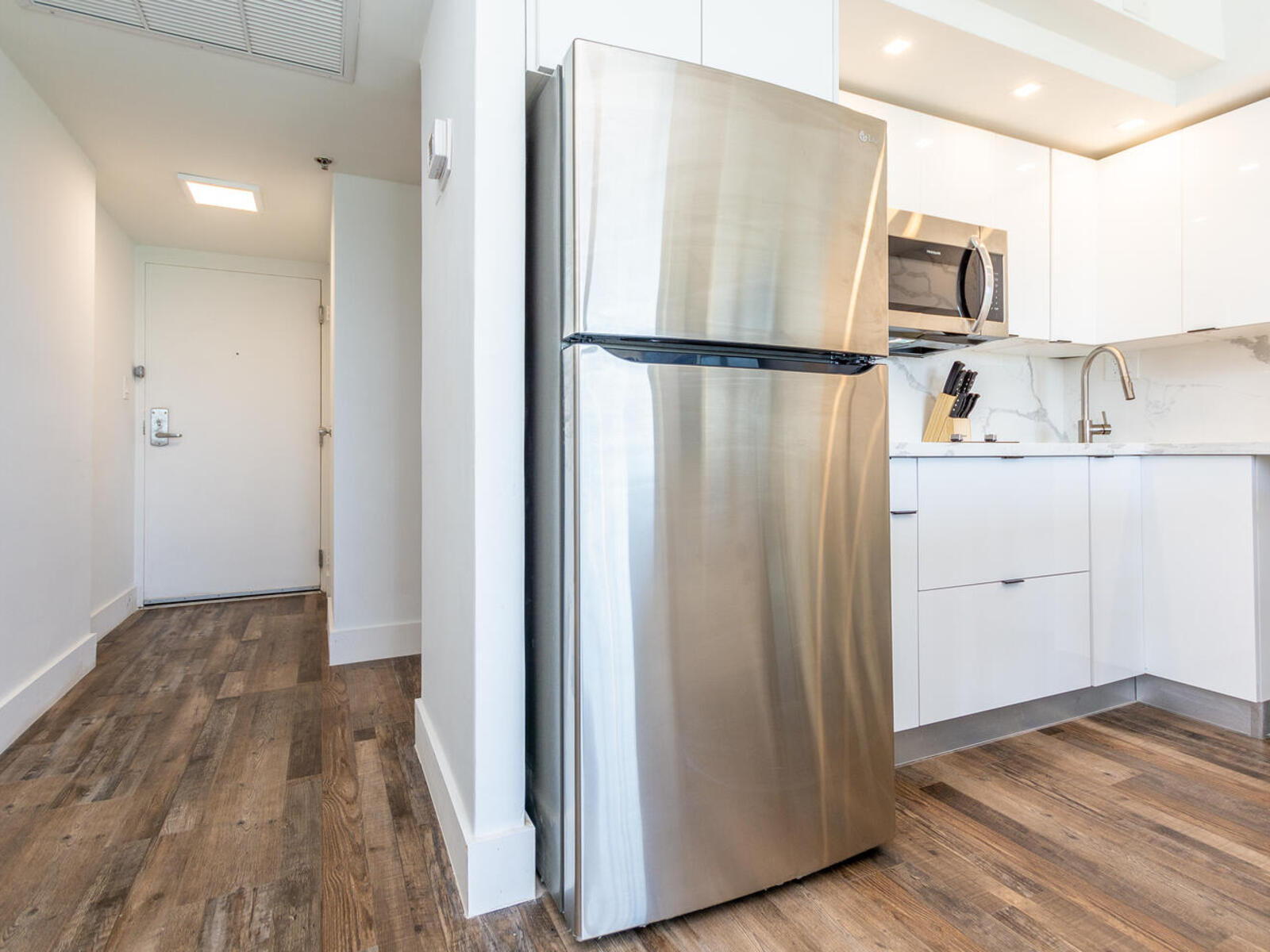 Modern Beach Villa -716
