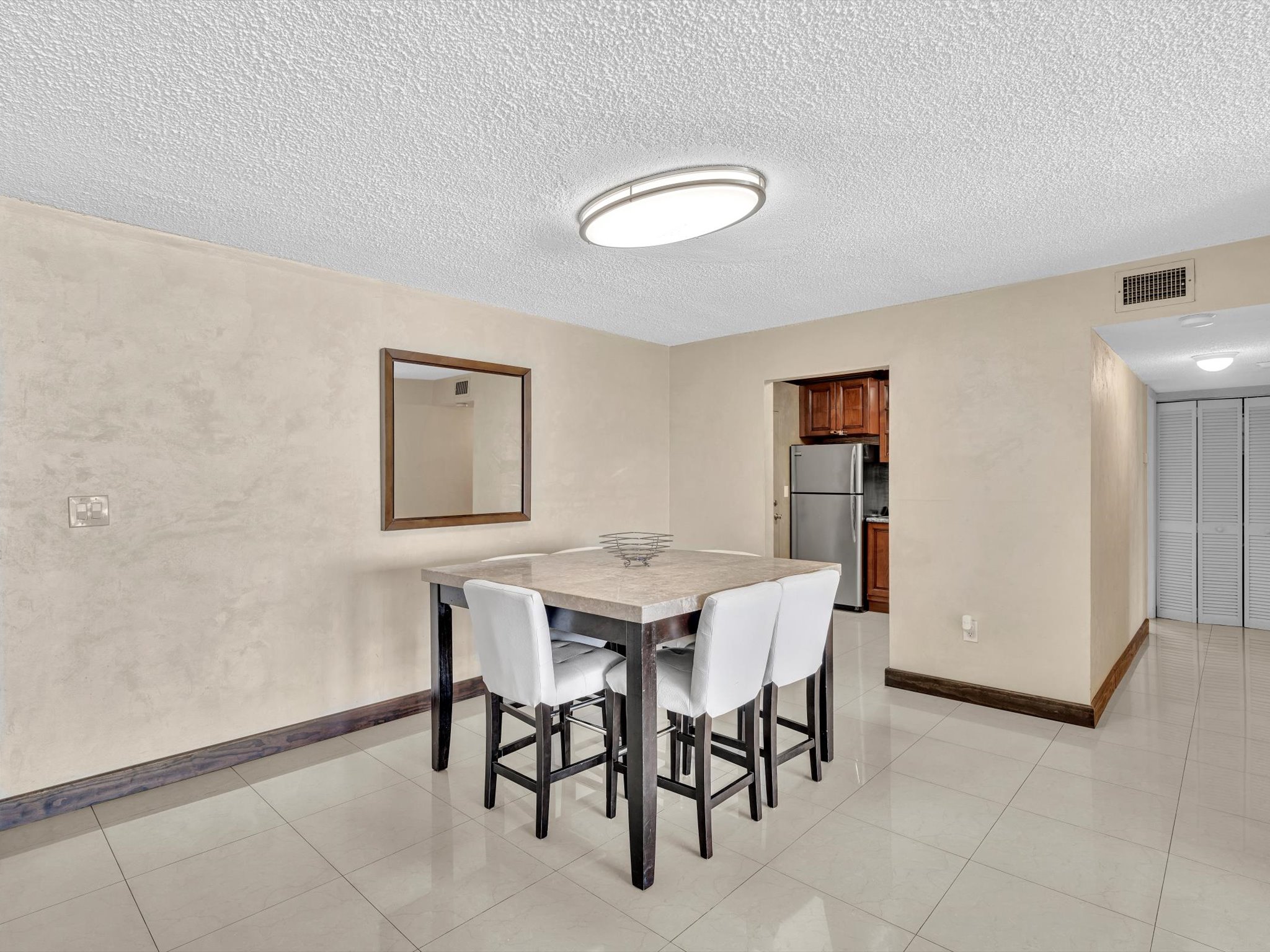 Modern Luxury 2BR/2BA Retreat – Short Walk to the Beach -605