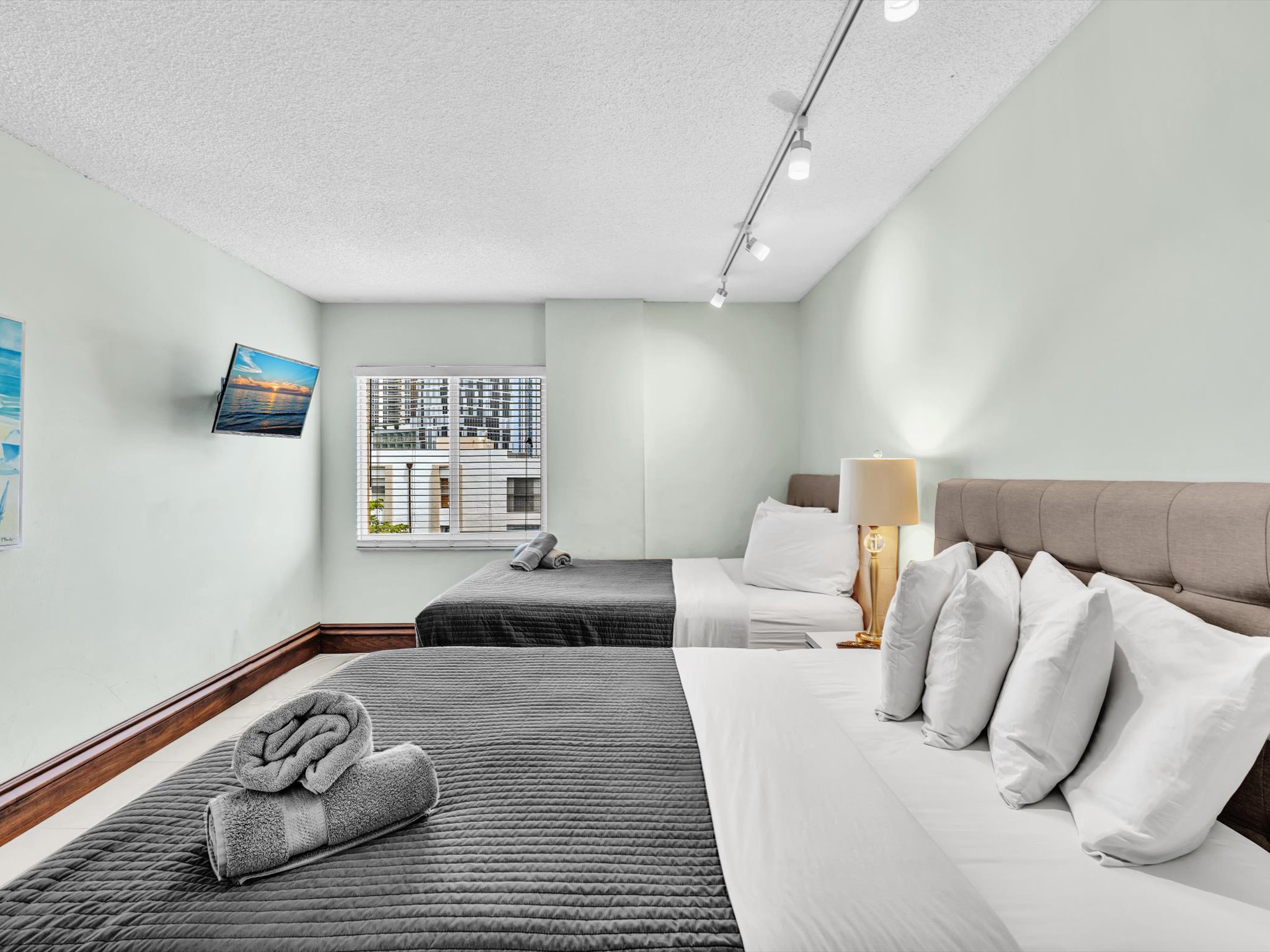Modern Luxury 2BR/2BA Retreat – Short Walk to the Beach -605