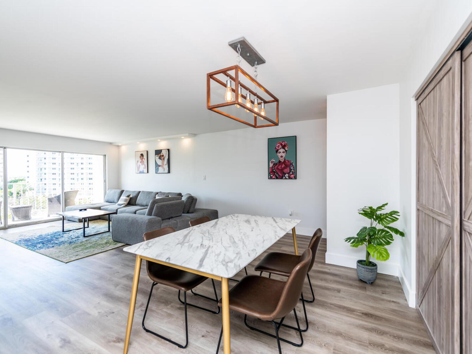 Luxury Beach Walk Condo in Sunny Isles Water View! Marbella 610