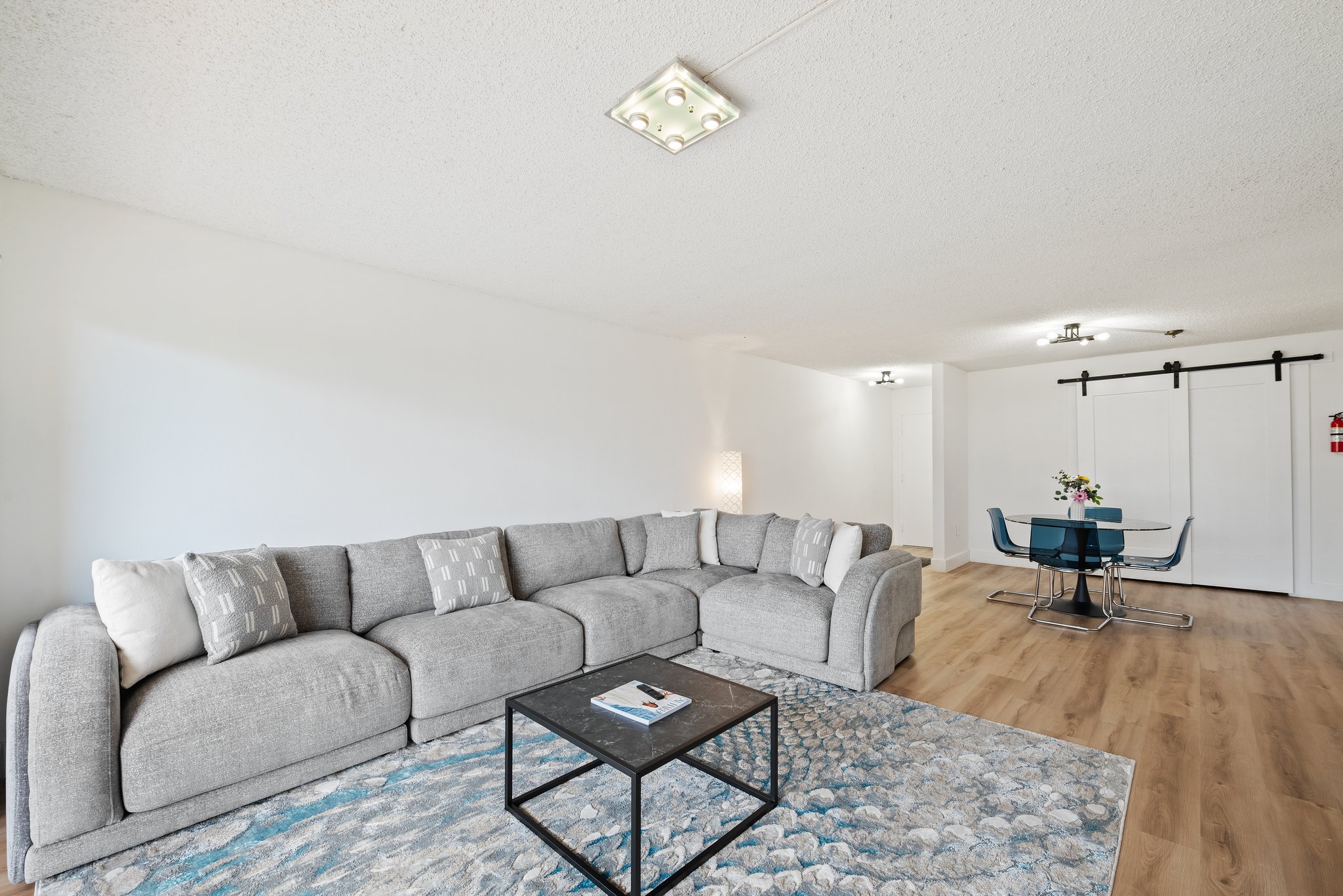 Modern Suite Marbella Tower 710