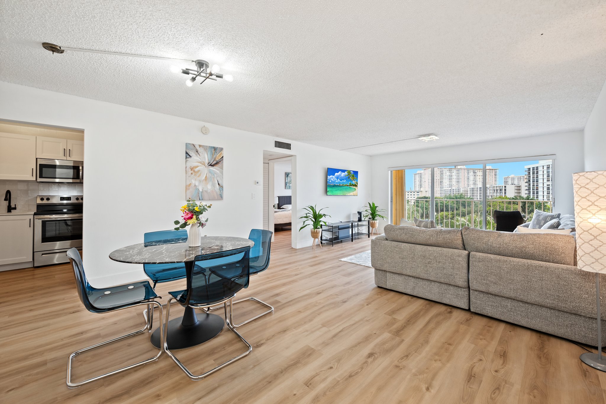 Modern Suite Marbella Tower 710