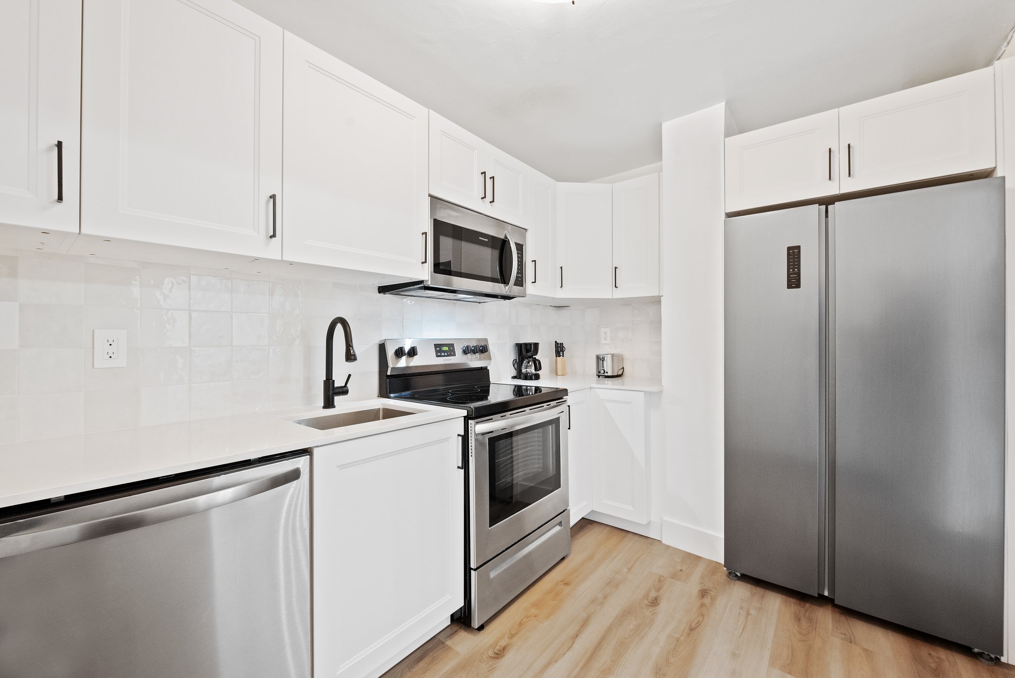 Modern Suite Marbella Tower 710
