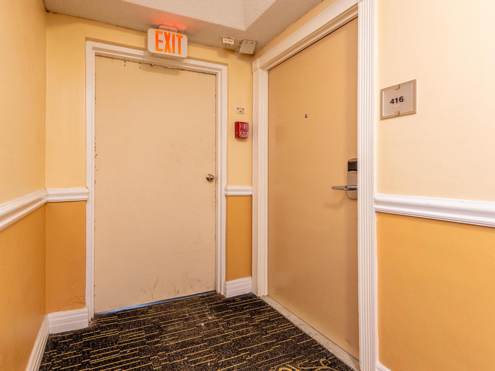 Seaside Serenity: One bedroom Apartment Marco Polo 416