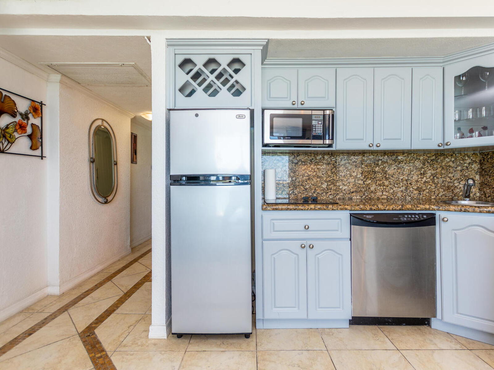 Seaside Serenity: One bedroom Apartment Marco Polo 416