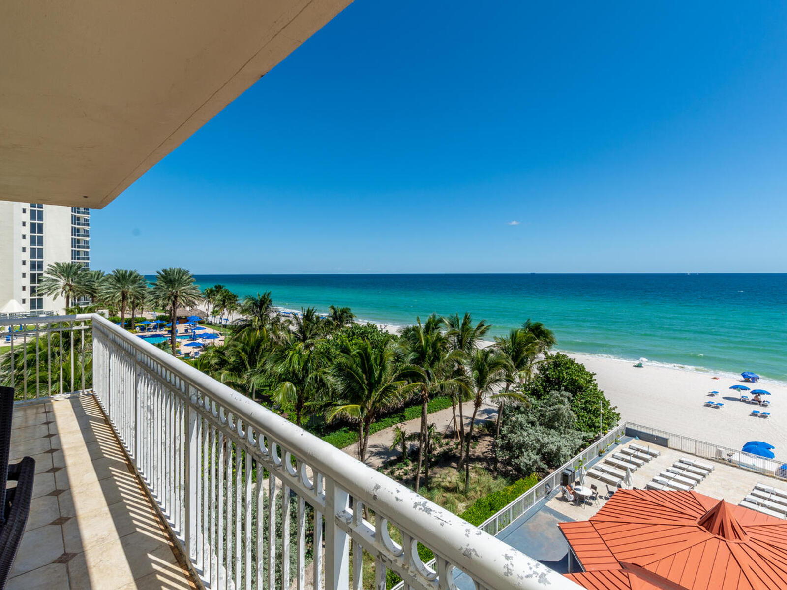 Seaside Serenity: One bedroom Apartment Marco Polo 416