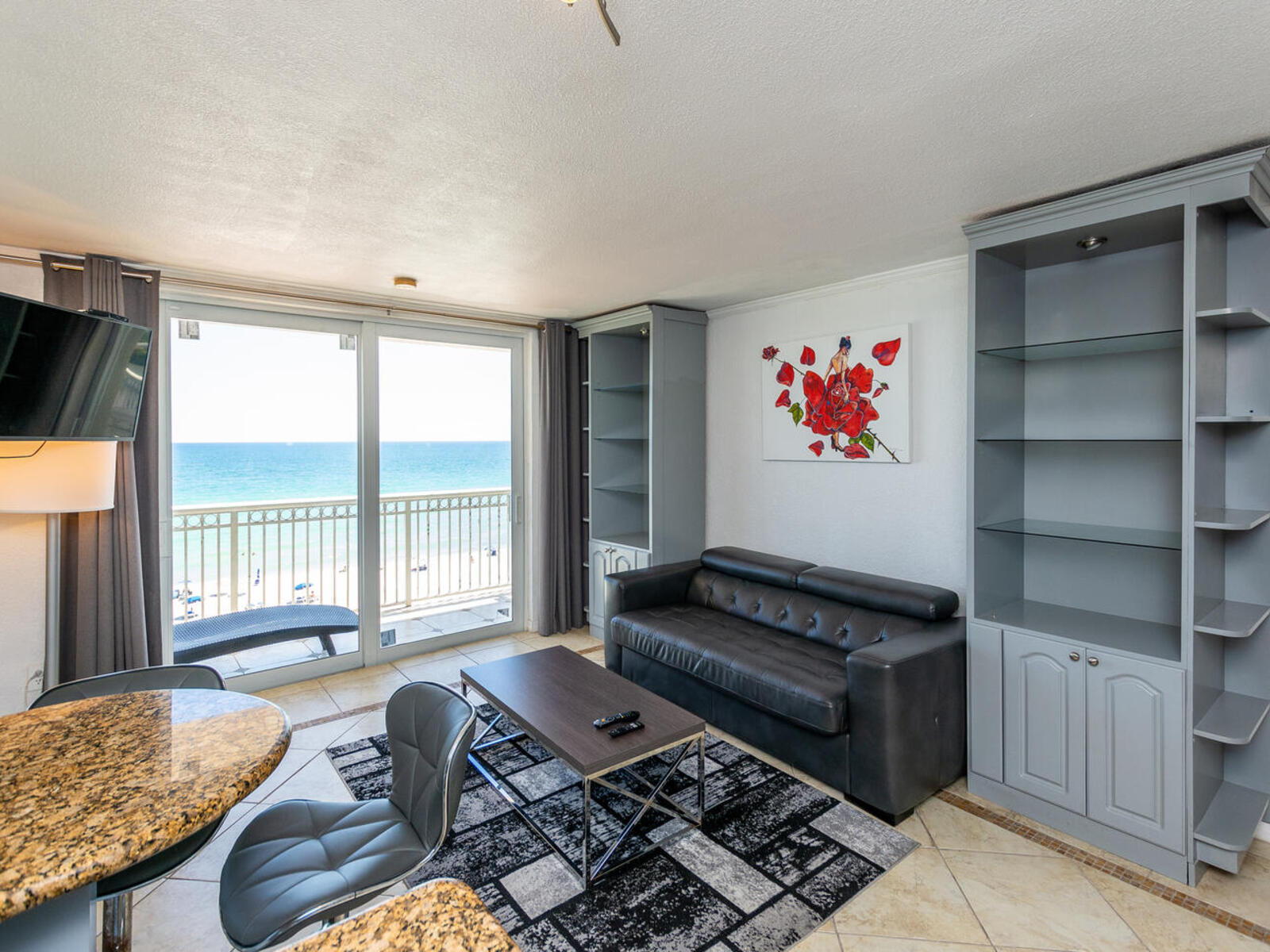 Seaside Serenity: One bedroom Apartment Marco Polo 416